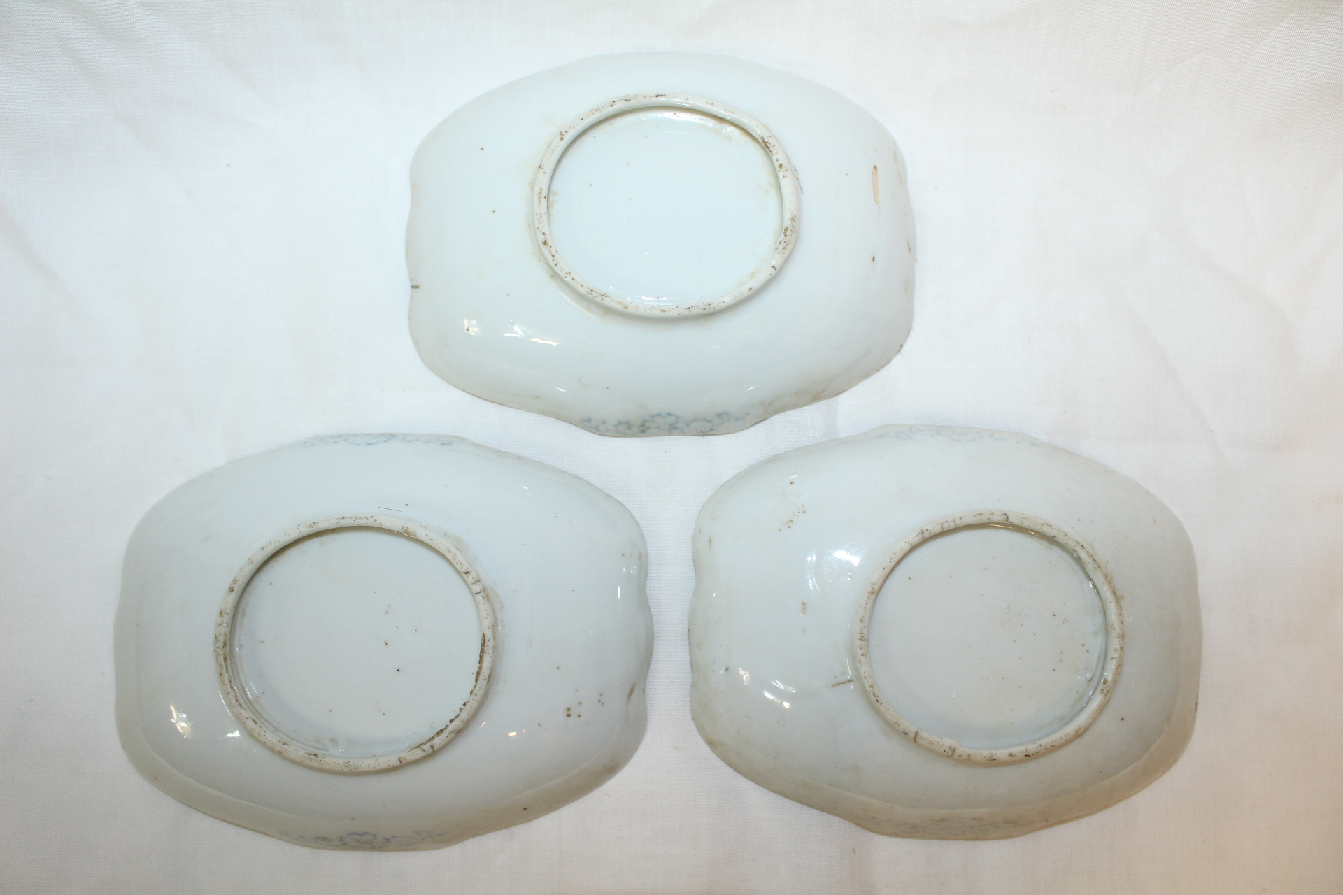 연대가좋은 청화백자 산수문 화형완 3점