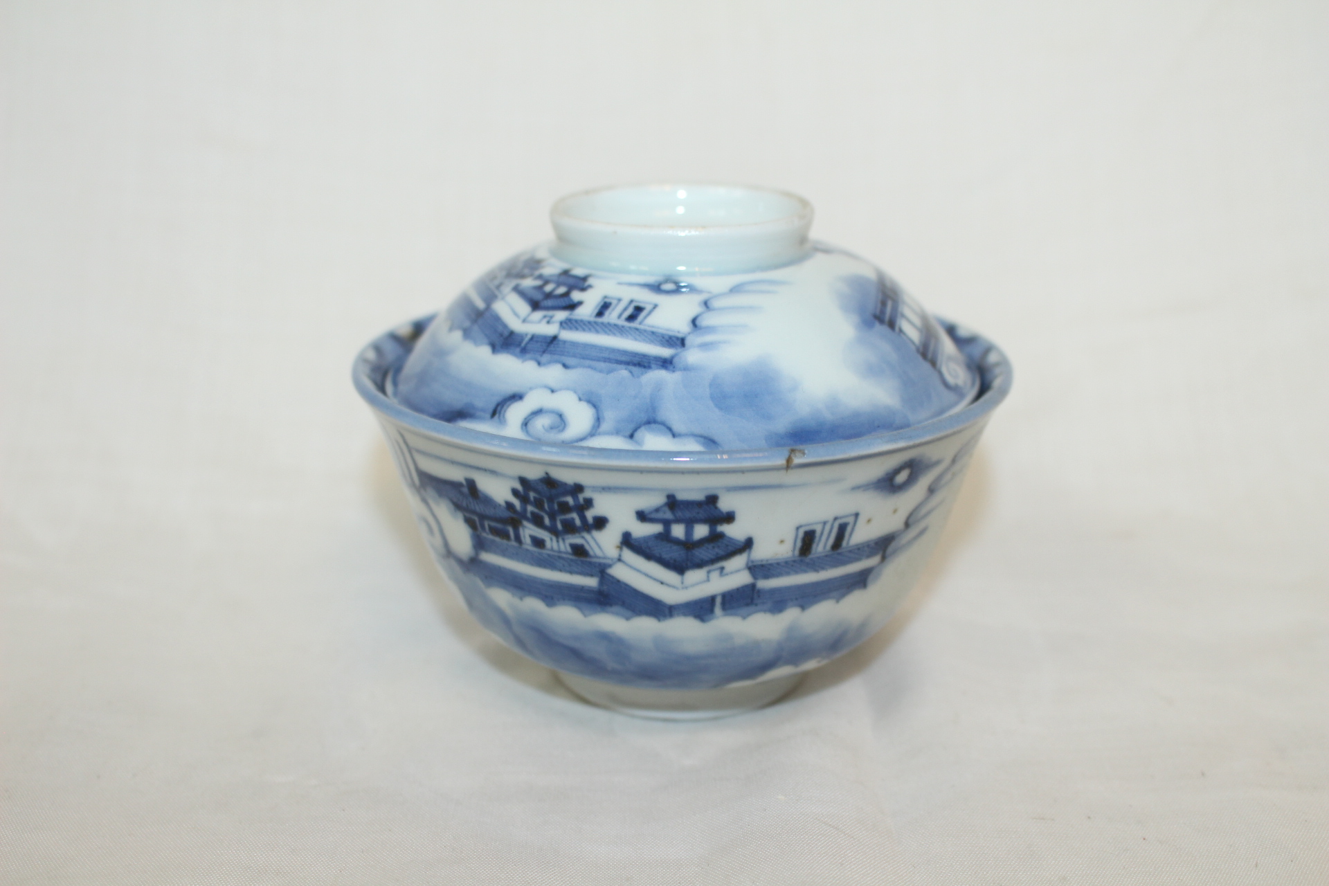 연대가좋은 청화백자 기린문 개완