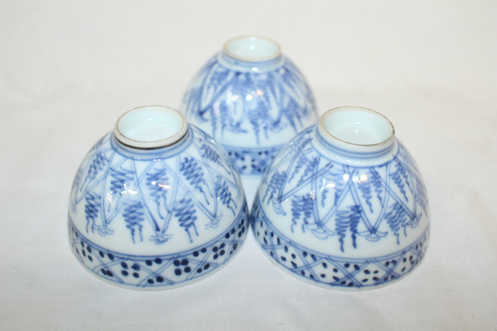 연대좋은 청화백자 추상문 잔 3점