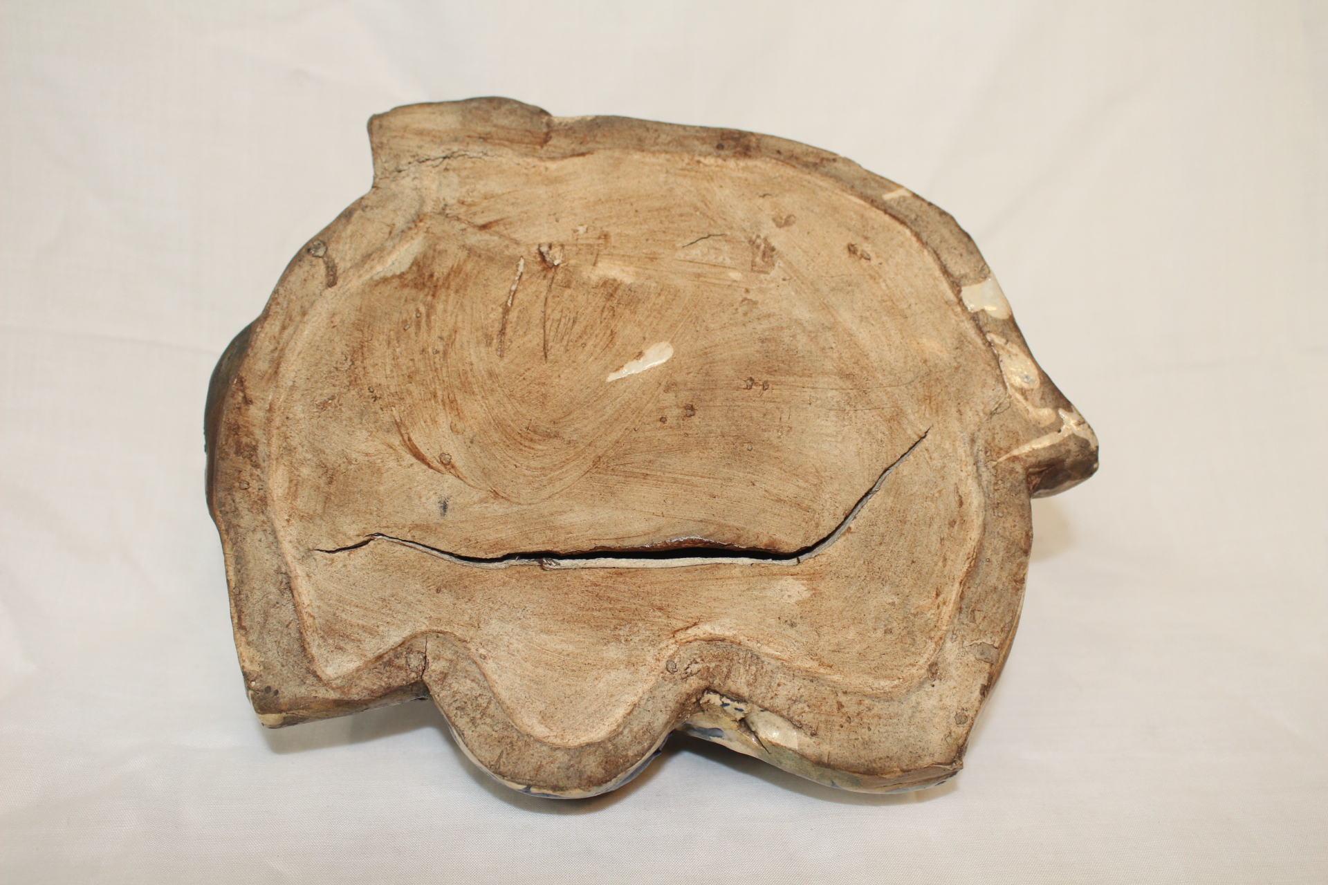 연대가좋은 청자 여인 조각상