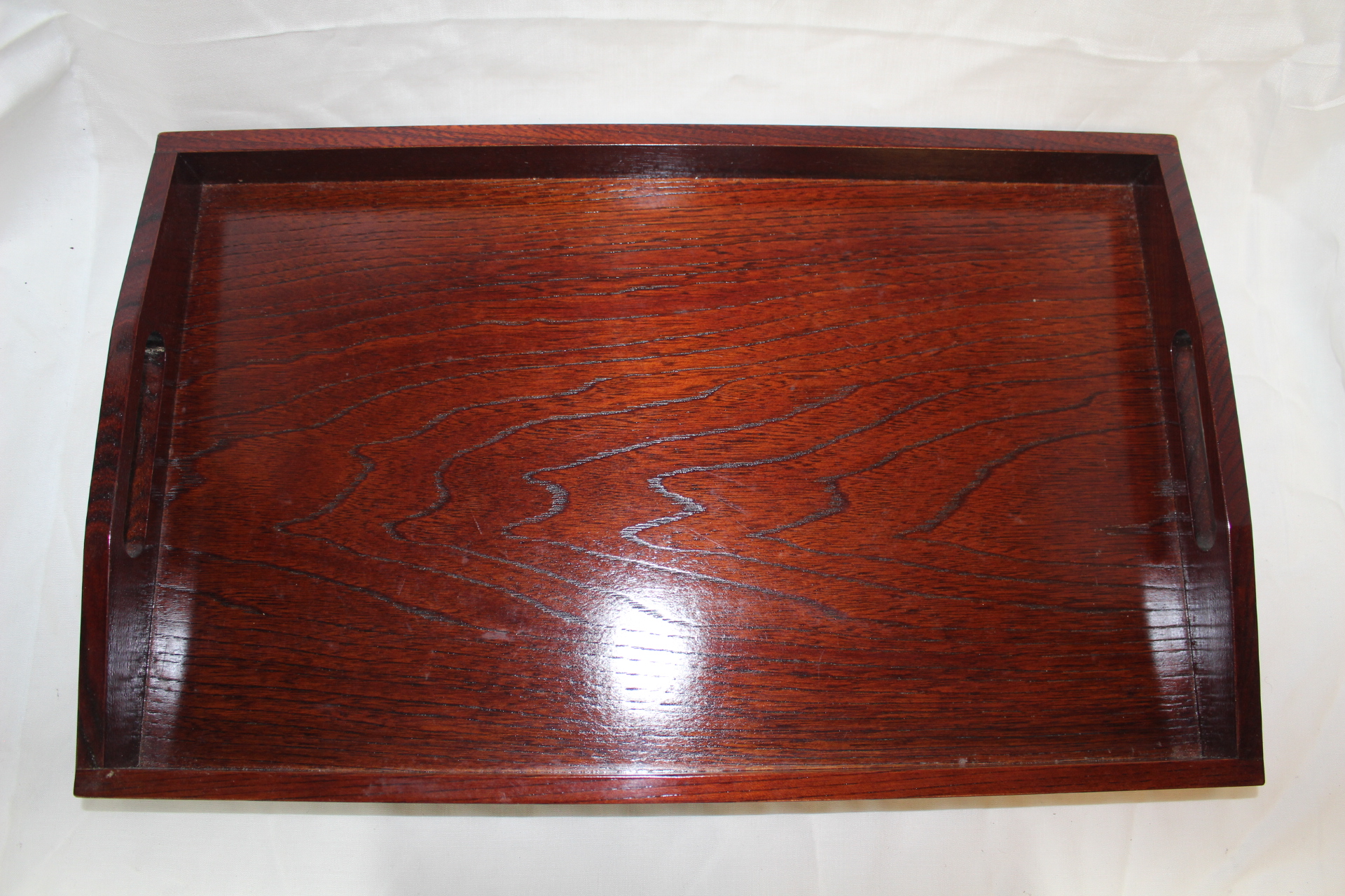 나무로된 대형크기의 차반