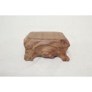 원목나무로된 받침(화대)