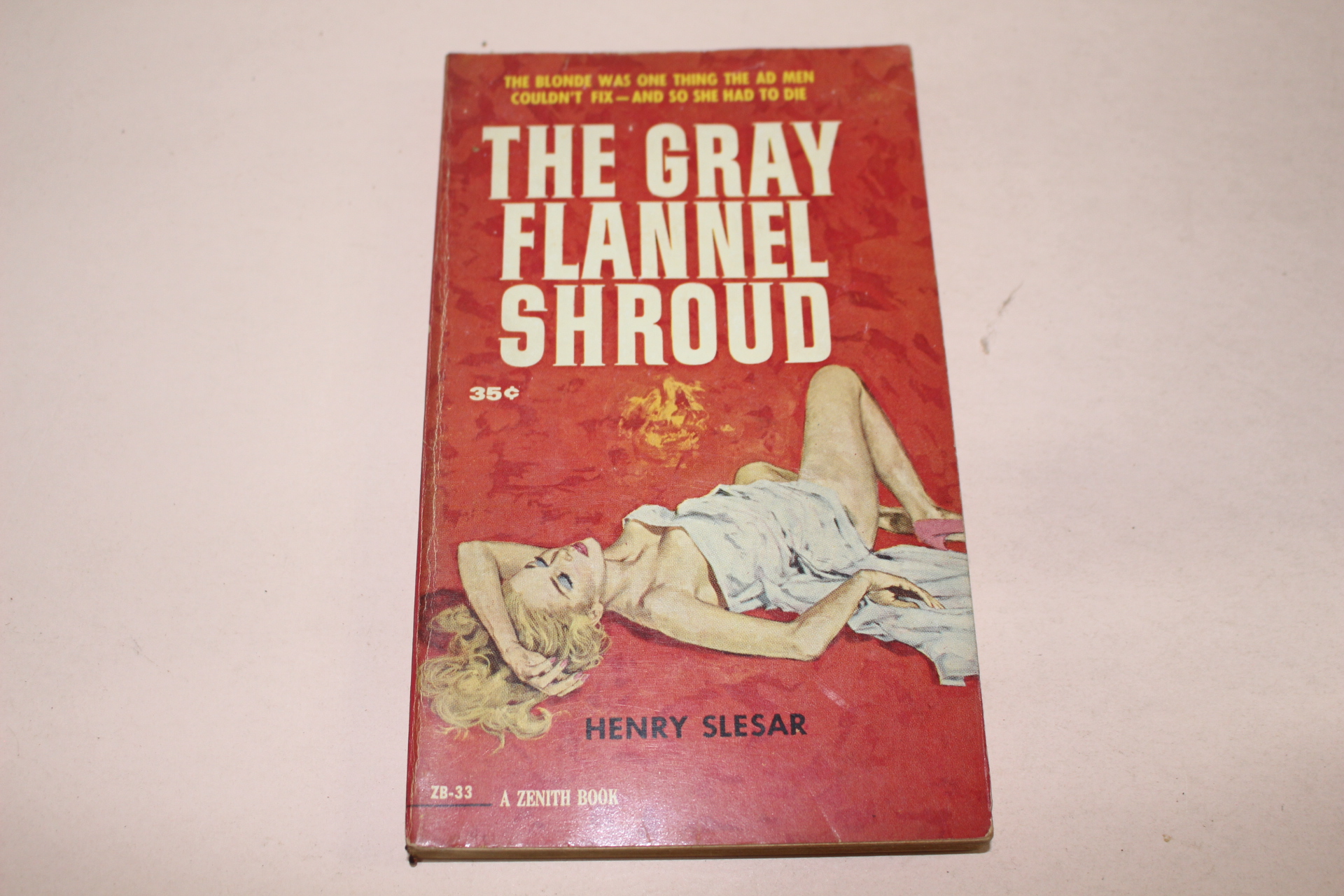 1959년 미국간행 THE GRAY FLANNL SHROUD