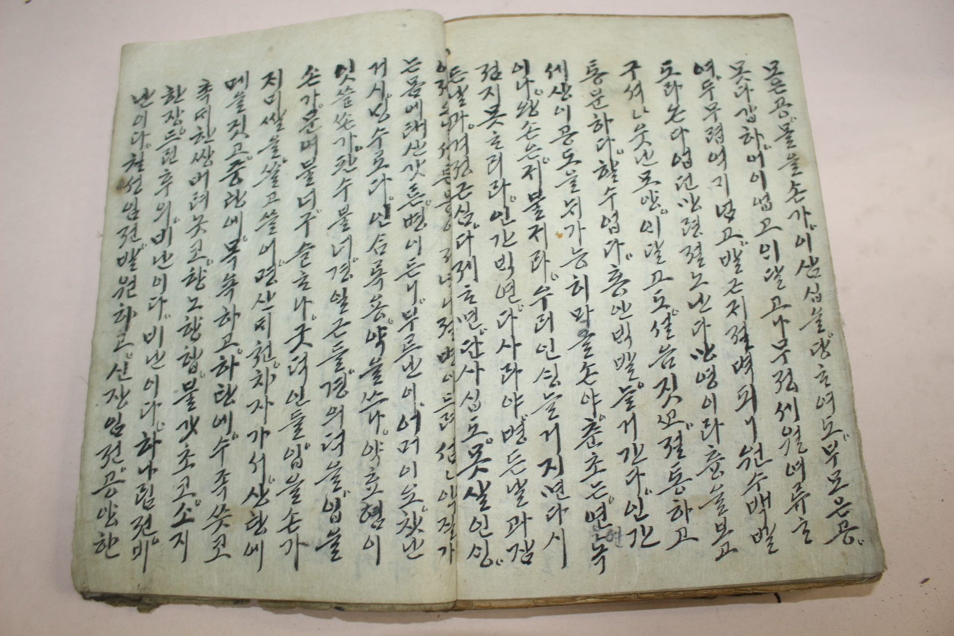 1931년 금강산장안사 육조대사시와 화정문이 필사된 불자필람(佛子必覽) 1책완질