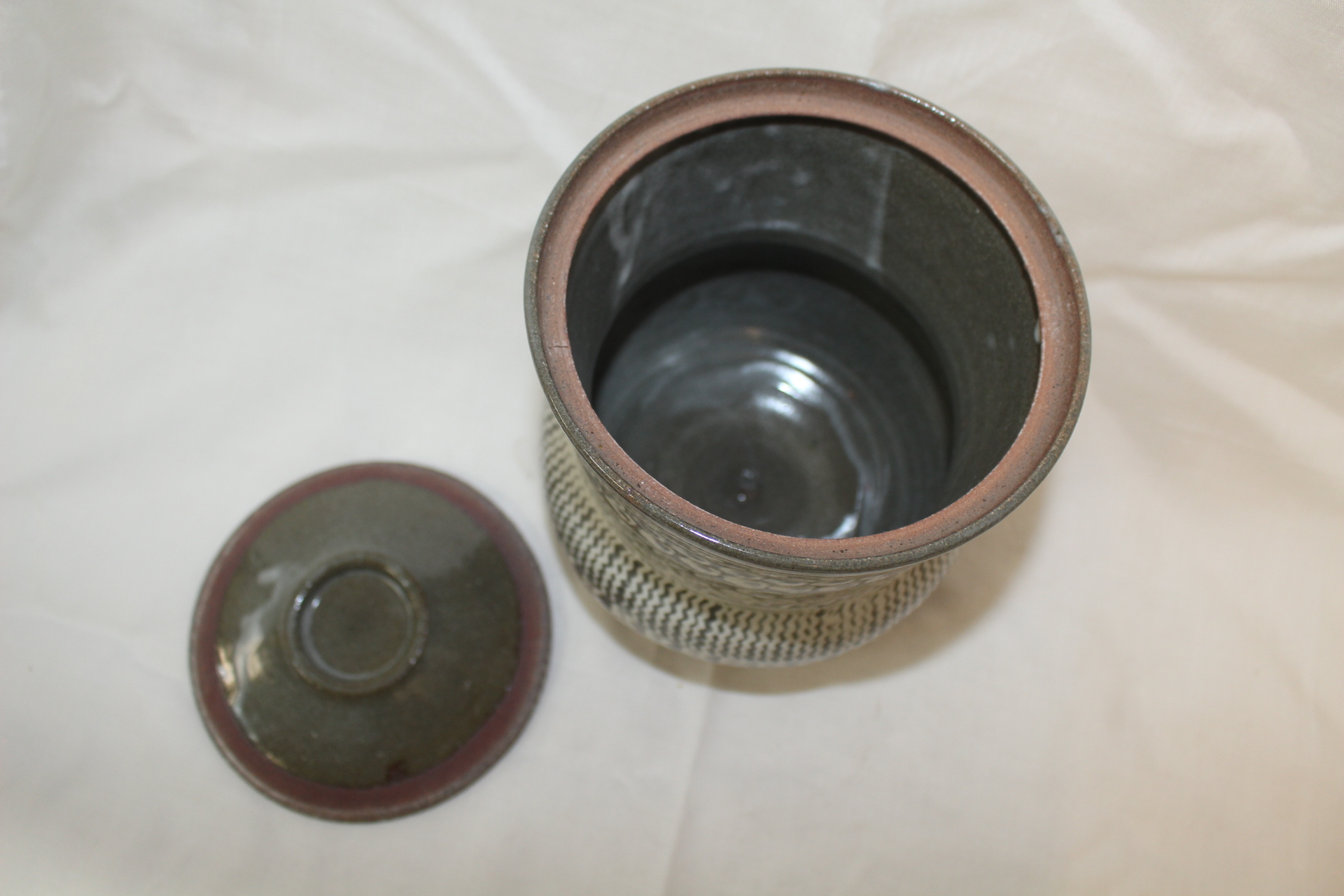 분청사기 국화인화문 수통