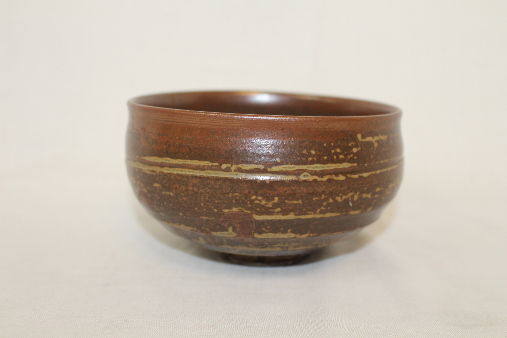 연대가좋은 청자 굽따인 말찻잔