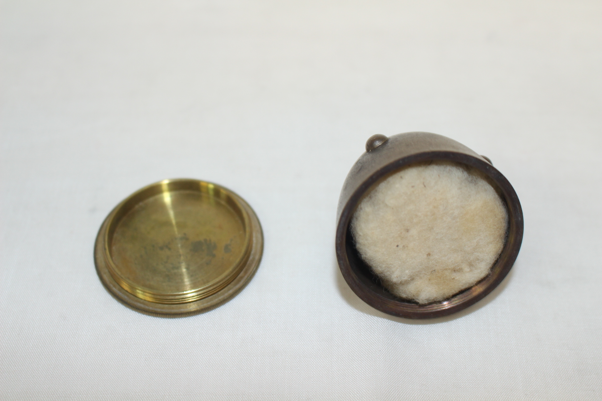 청동으로된 호롱