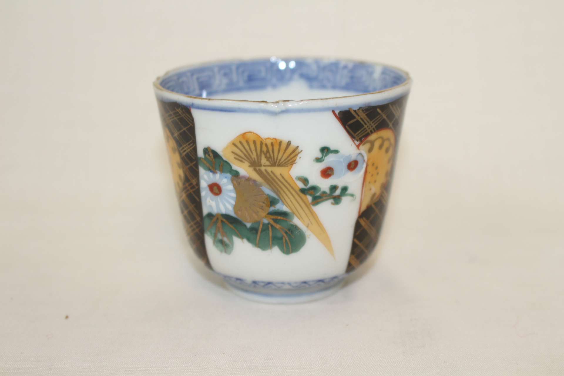 연대가좋은 청화백자금채화문 화형잔