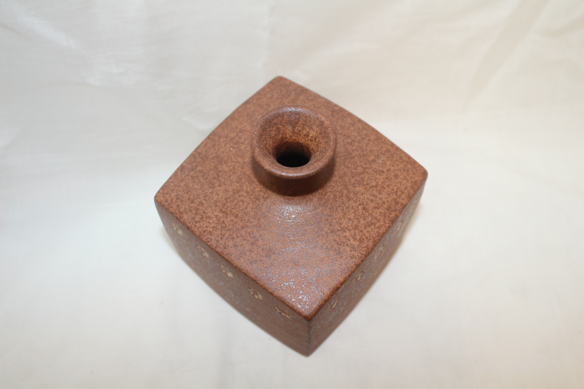 청자 음각화문 사각호