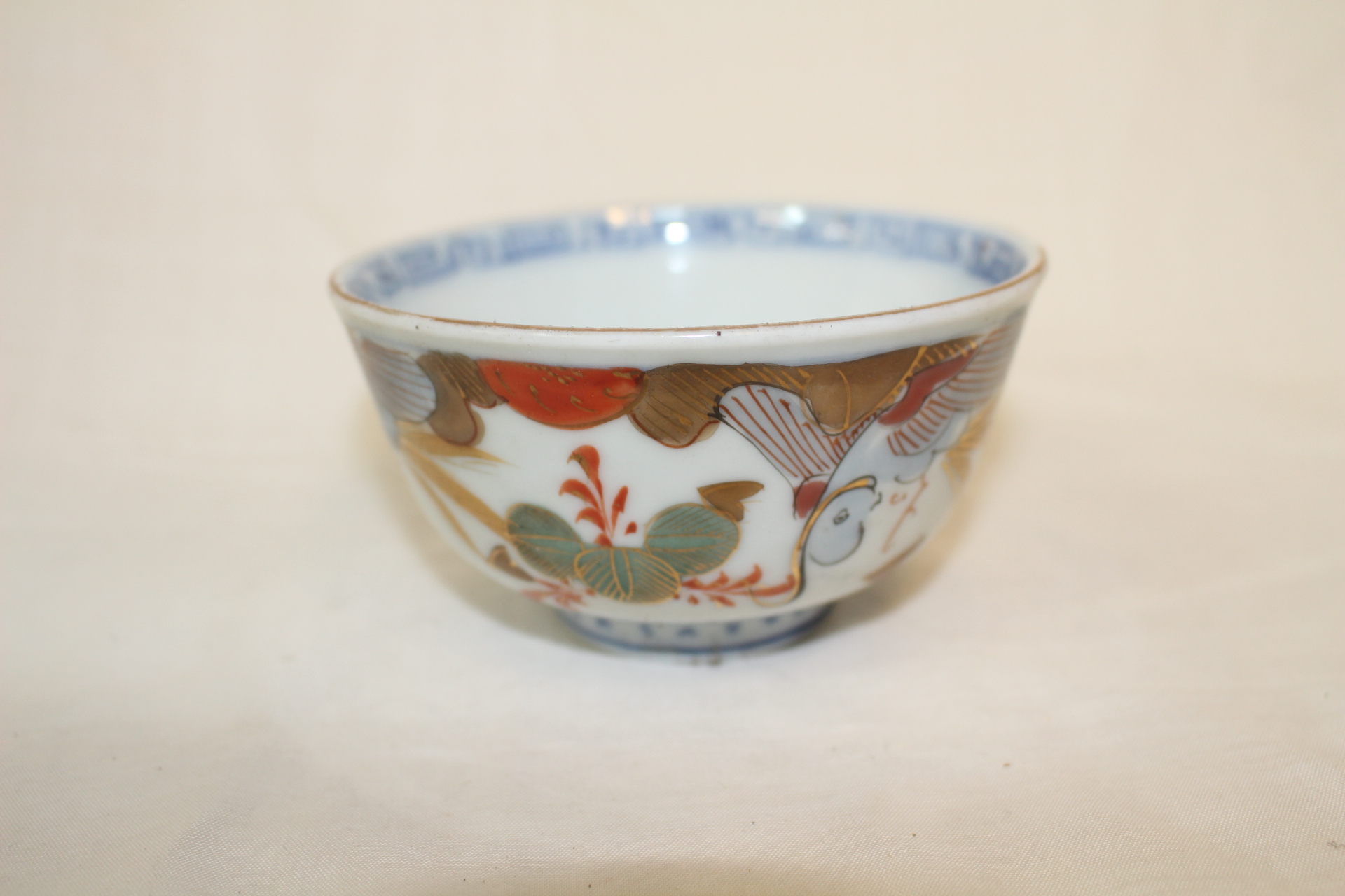 연대가좋은 청화백자진사금채화문 자완