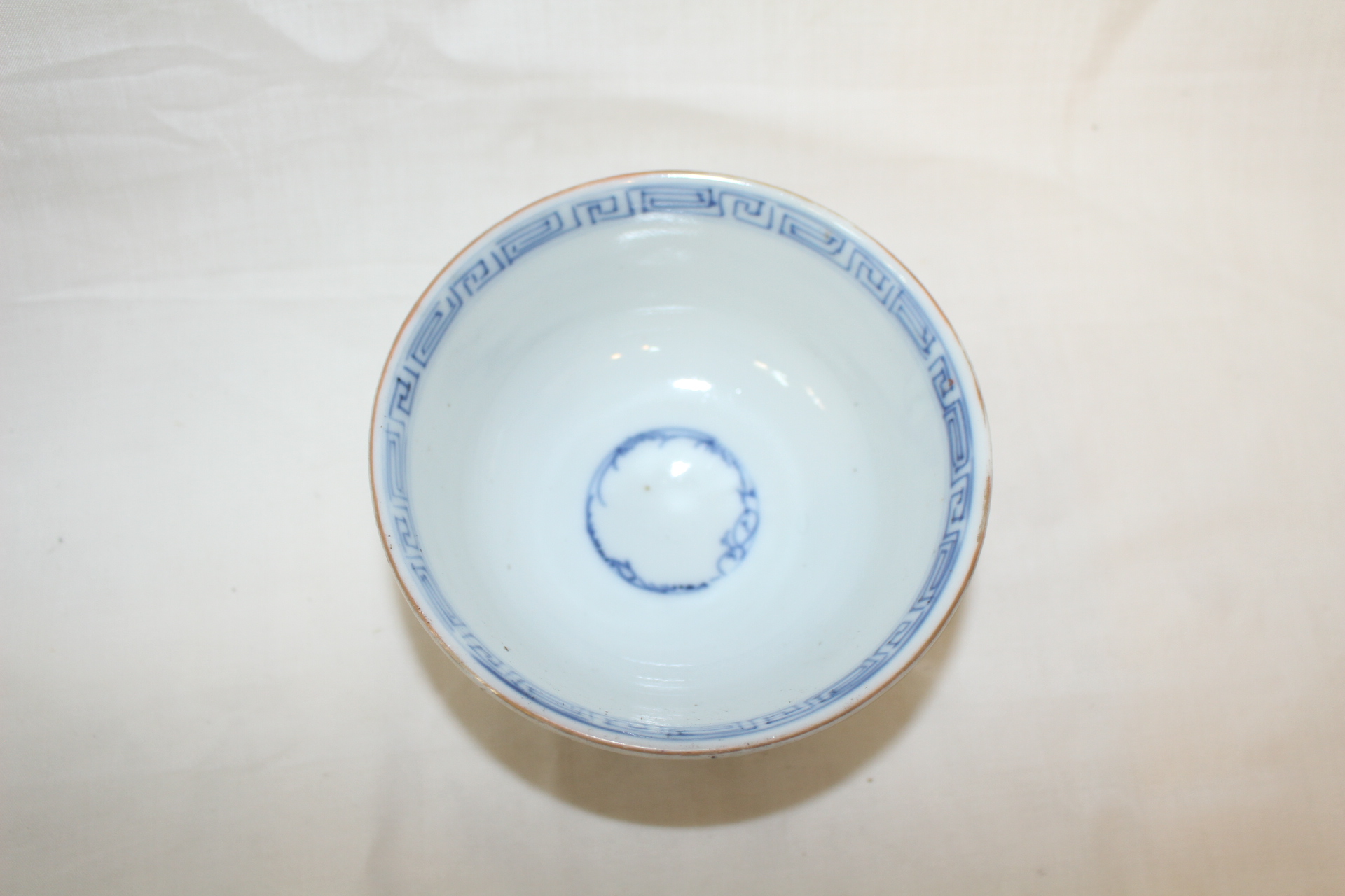 연대가좋은 청화백자진사금채화문 자완