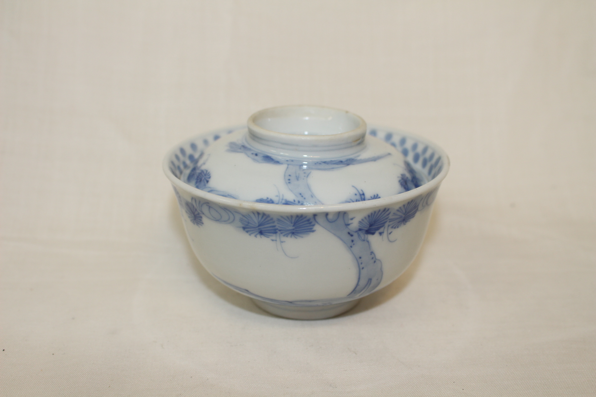 연대가좋은 청화백자산수문 개완