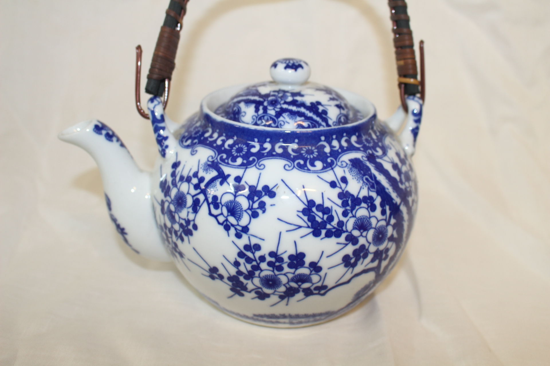 연대가좋은 청화백자화문 주자