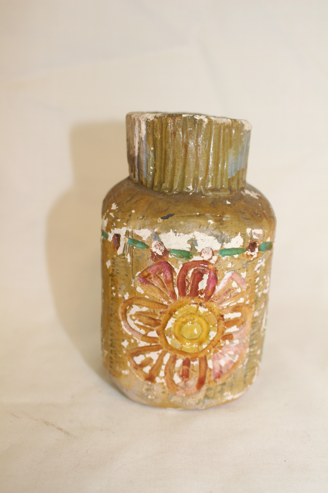 연대가좋은 외국산 토기재질에 채색이된 호