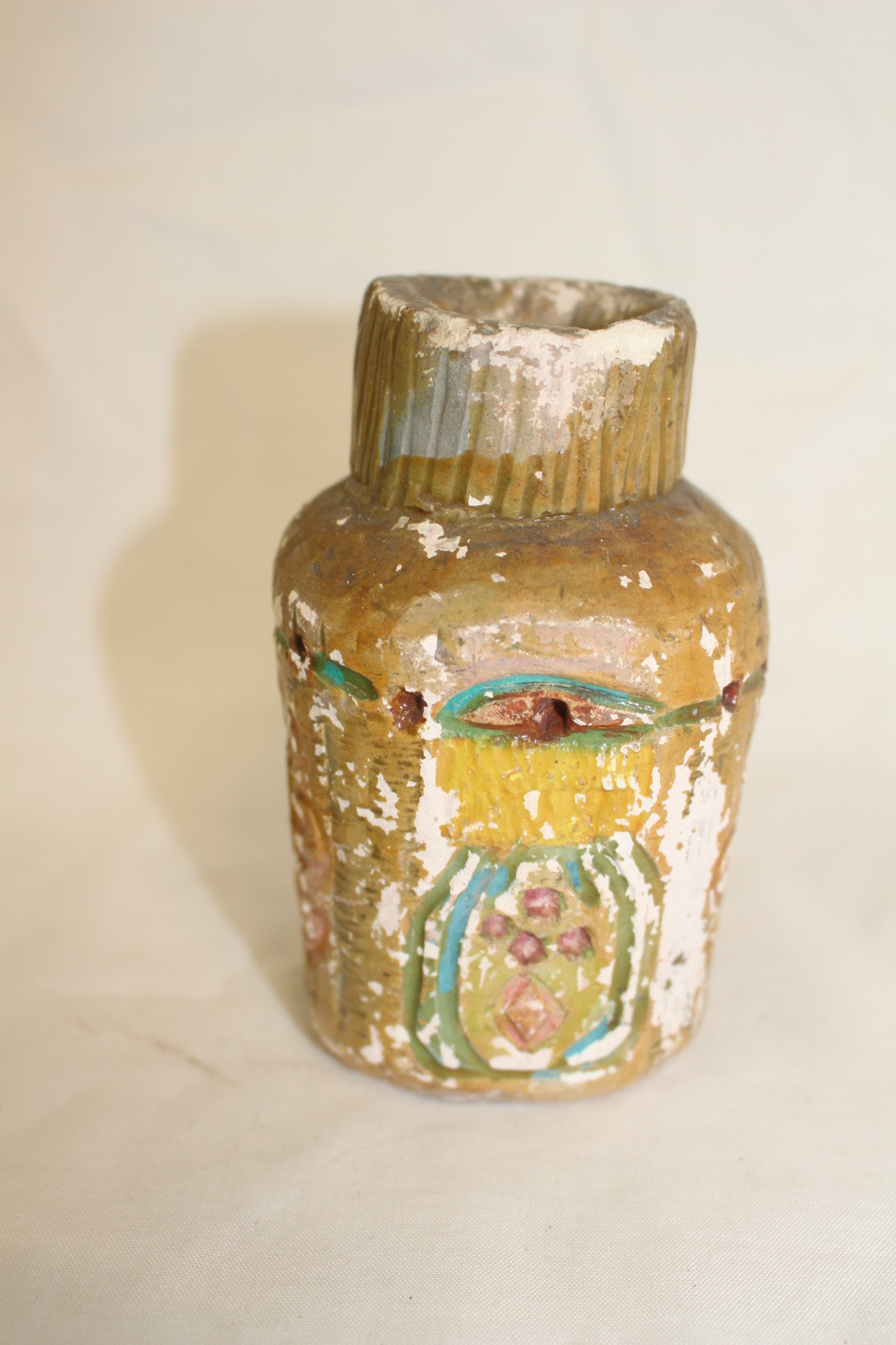 연대가좋은 외국산 토기재질에 채색이된 호