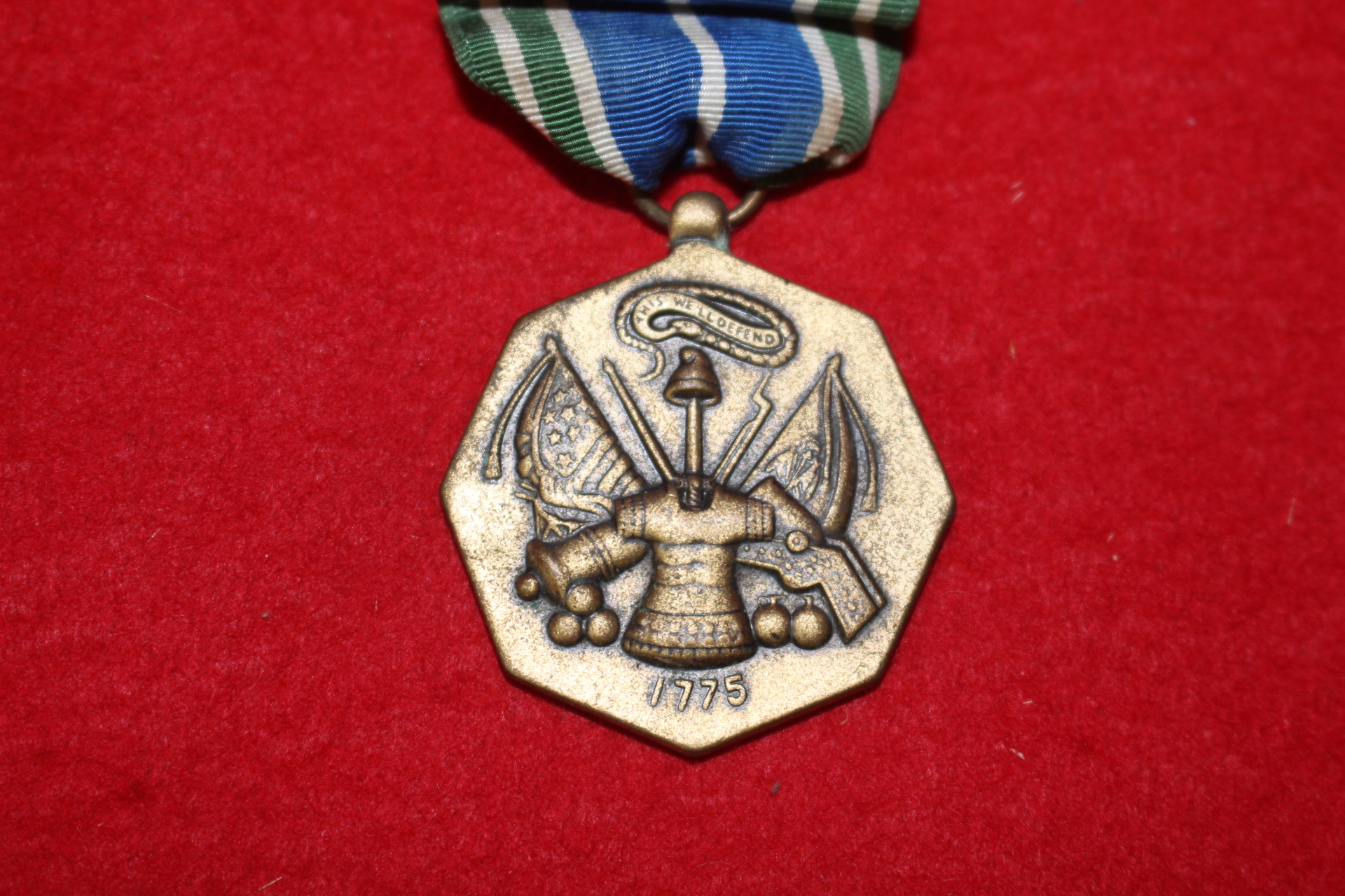 외국산 청동으로된 메달