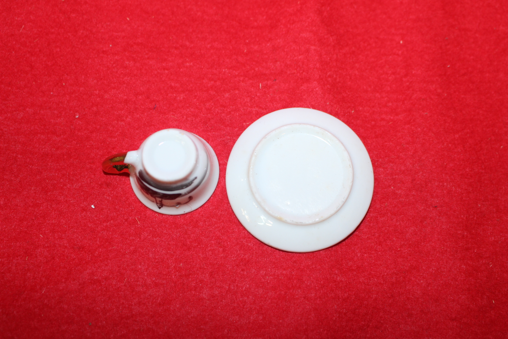 초소형크기의 철화백자금채 산수문 잔셋트