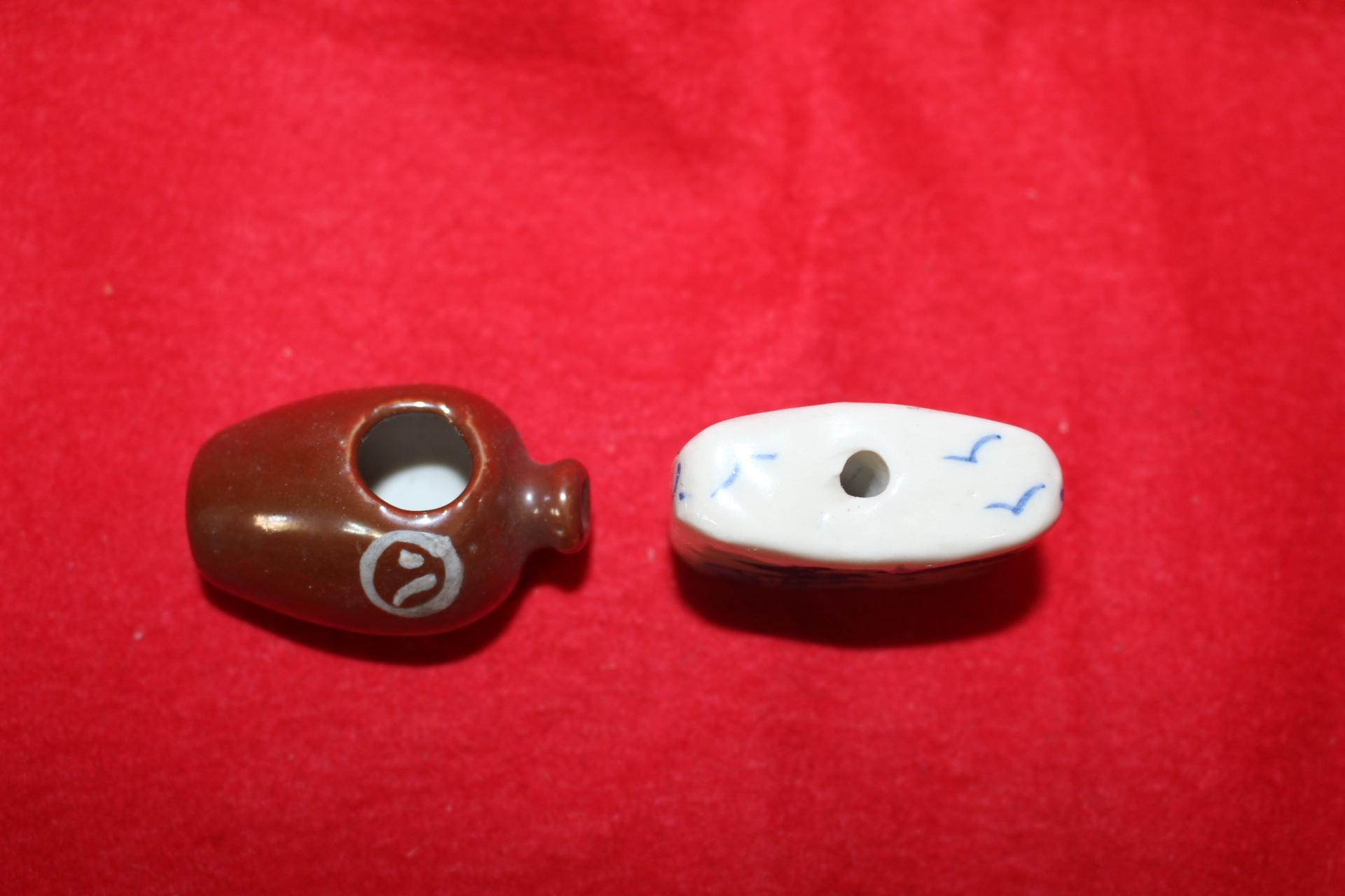 연대가좋은 청자소호와 청화백자추