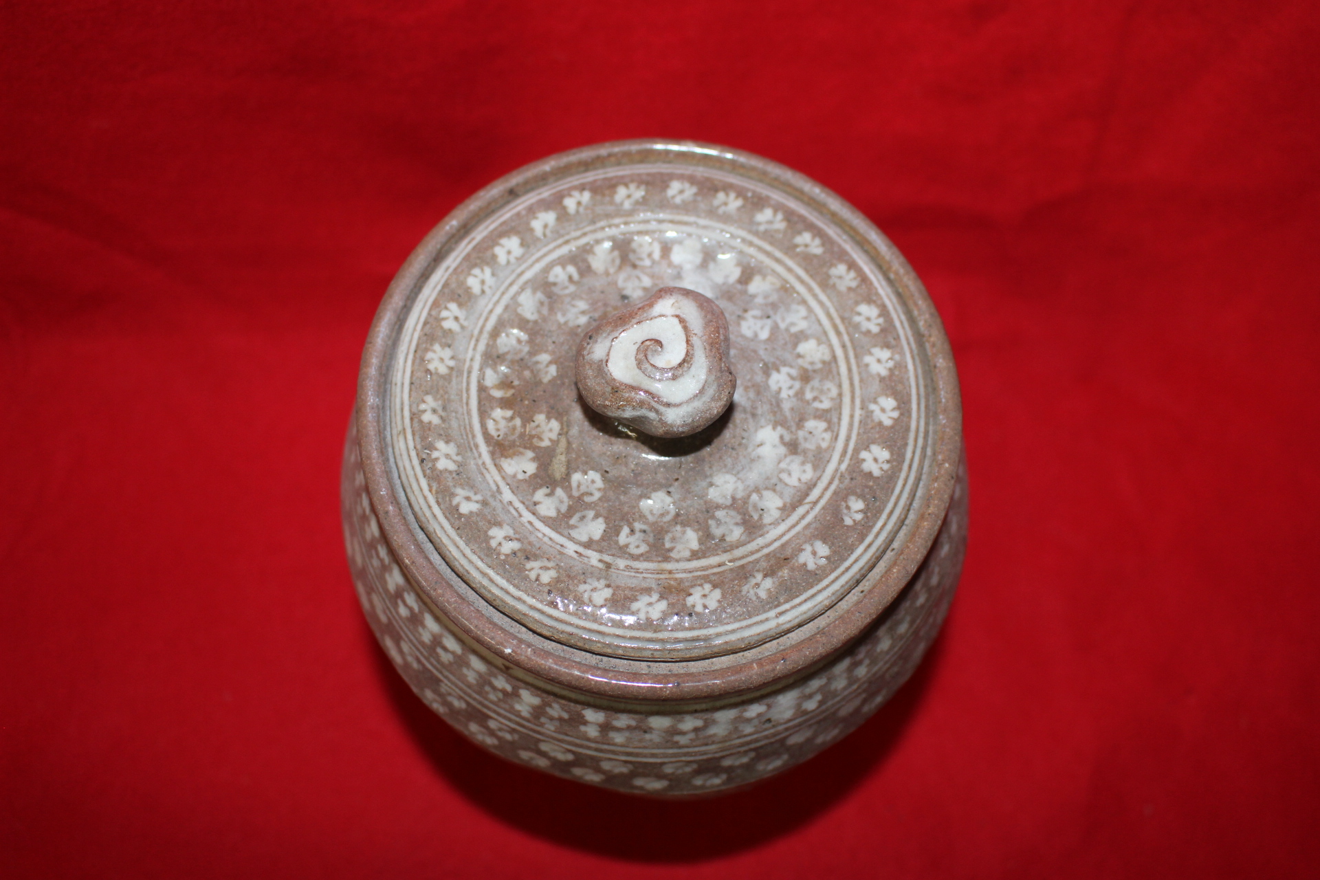 분청사기 국화인화문 수통