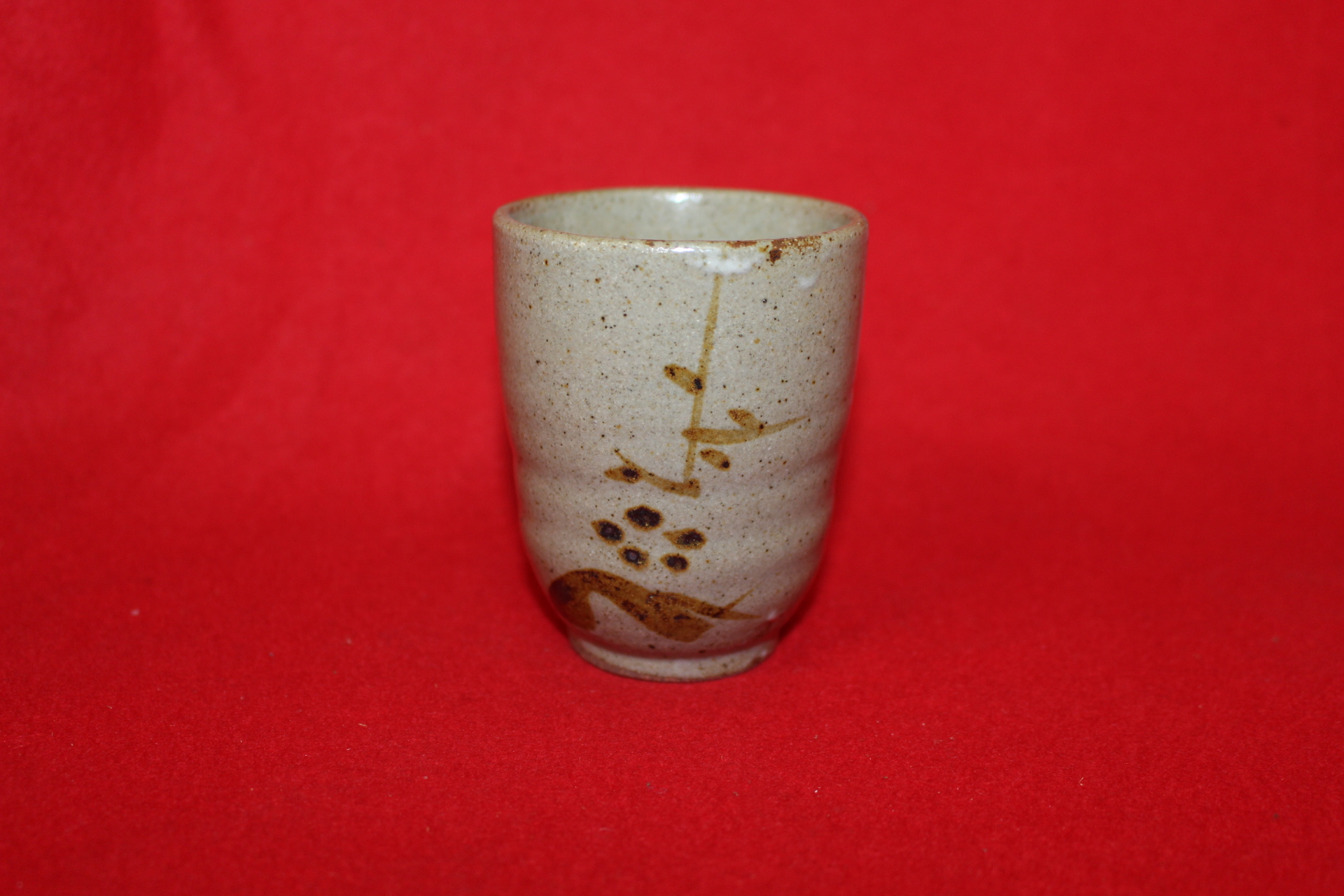 27-청자 철화초화문 잔