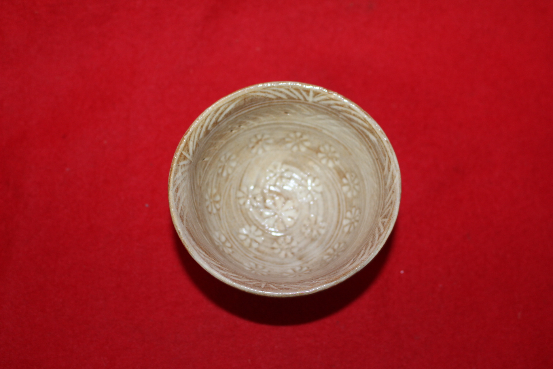 34-분청사기 국화인화문잔