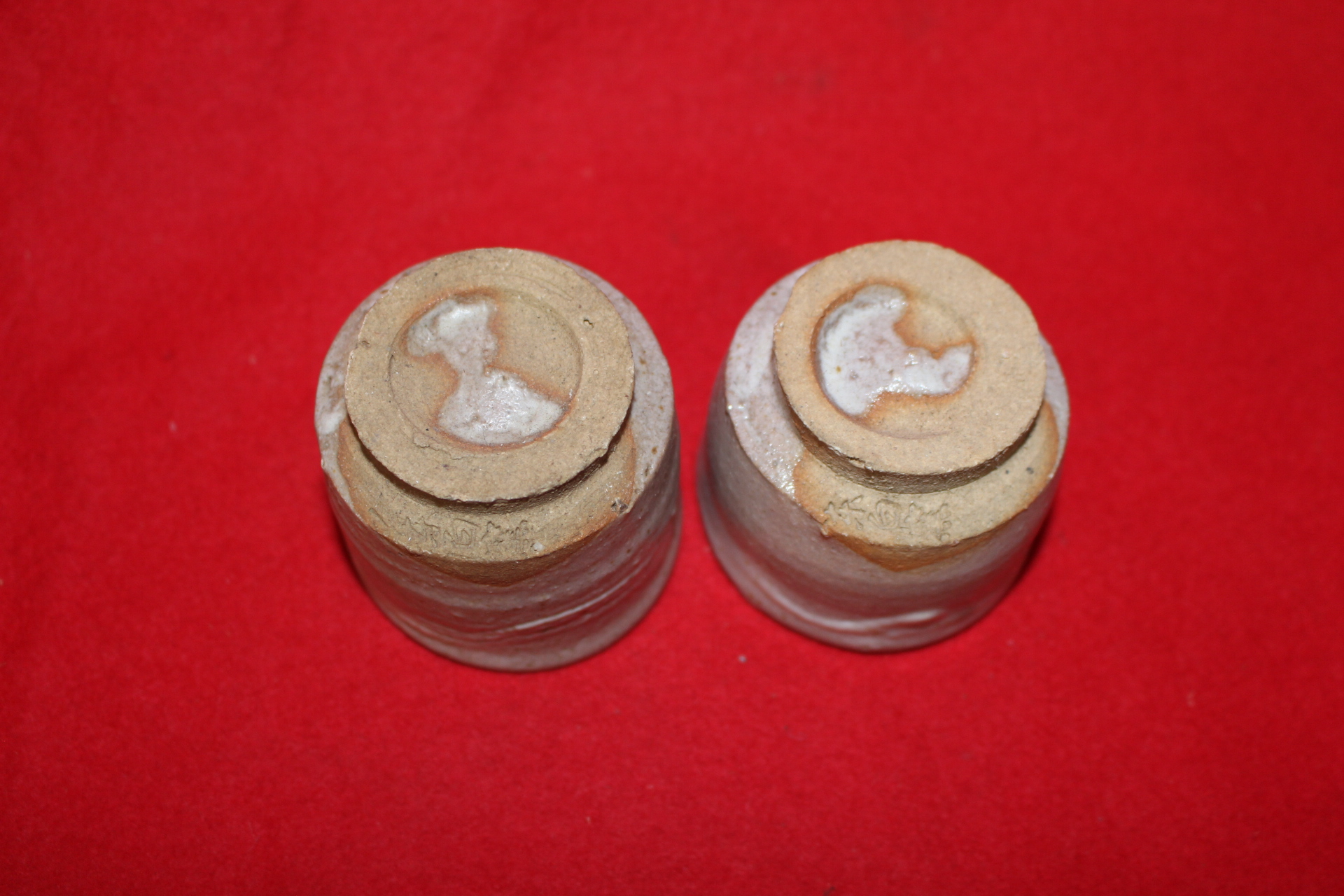 35-유약흘림이 좋은 청자잔 2점