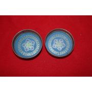 유리와 금속재질로된 완 2점