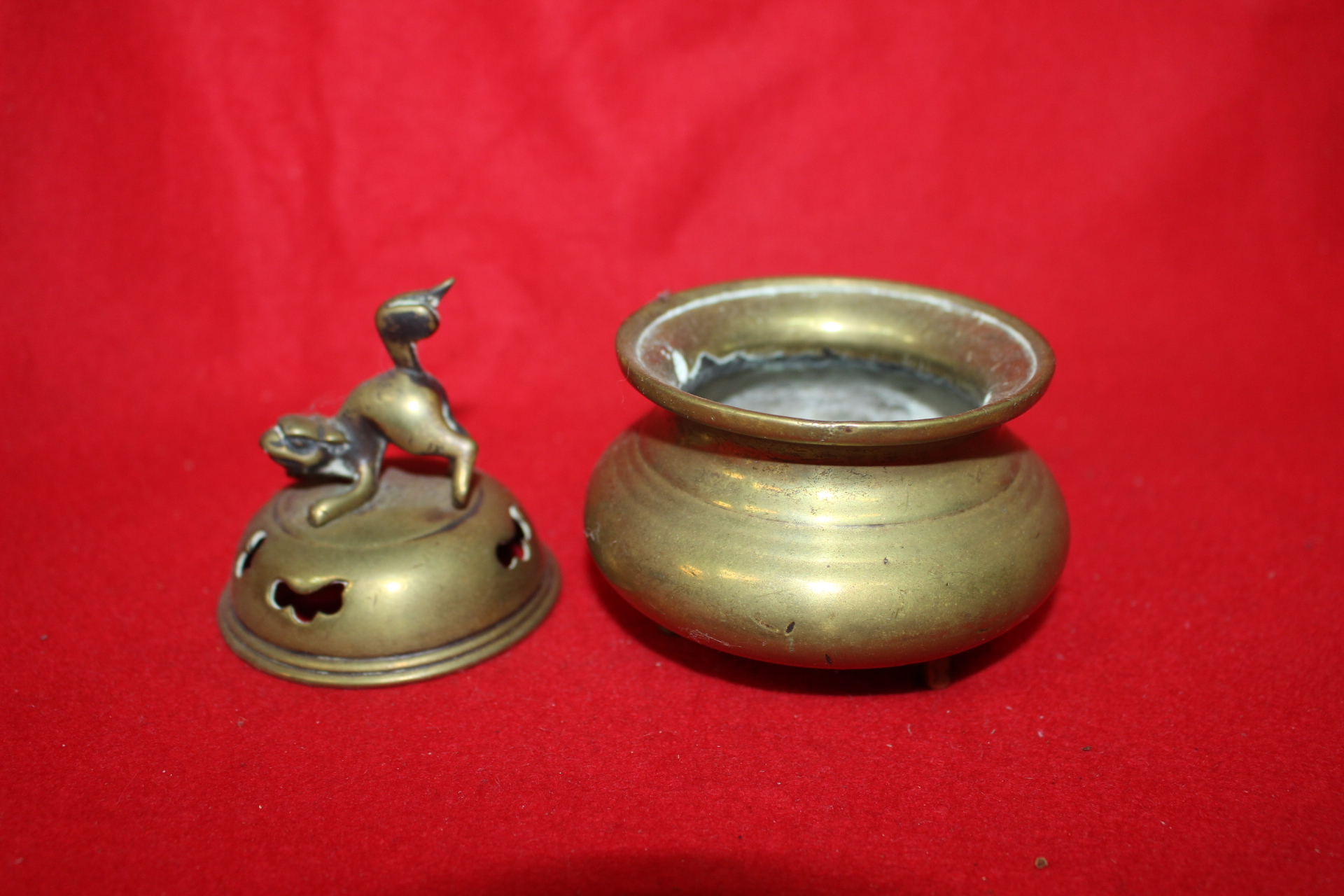 연대가좋은 청동으로된 해태 향로