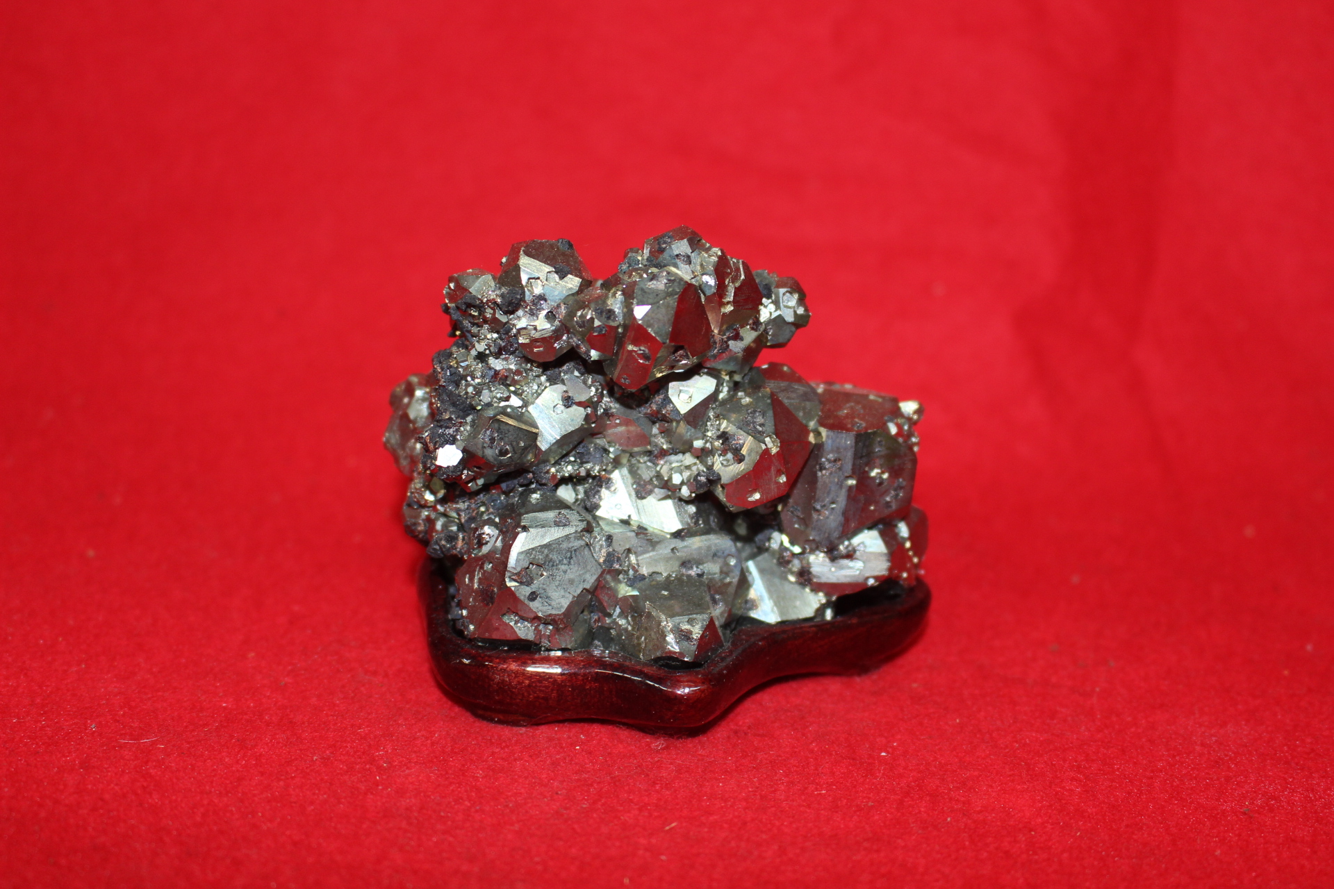 외국산 아주묵직한 보석 광석