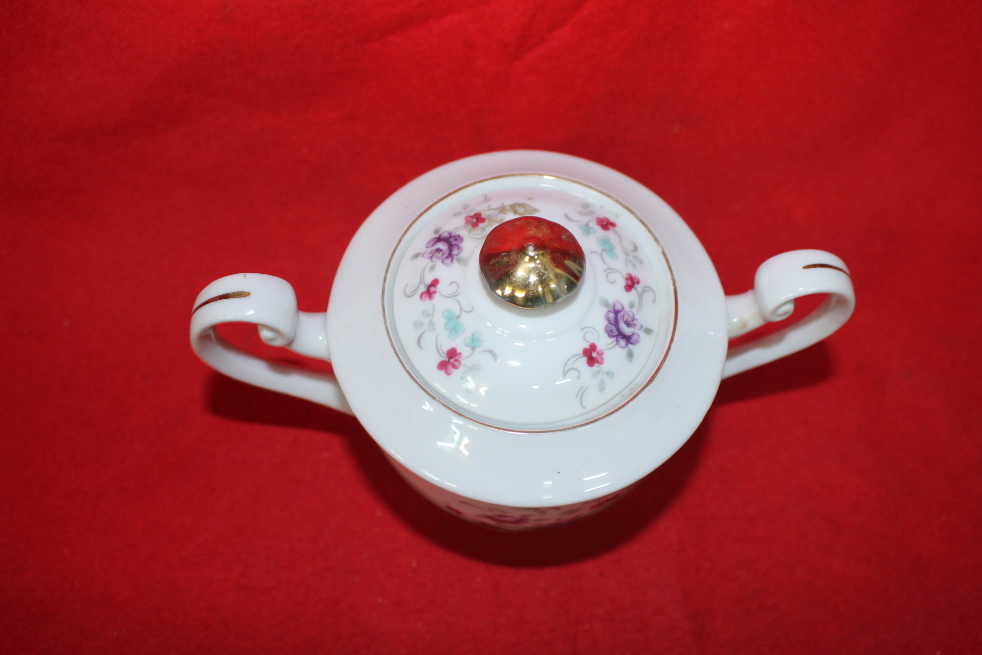 백자화문 이귀 차호