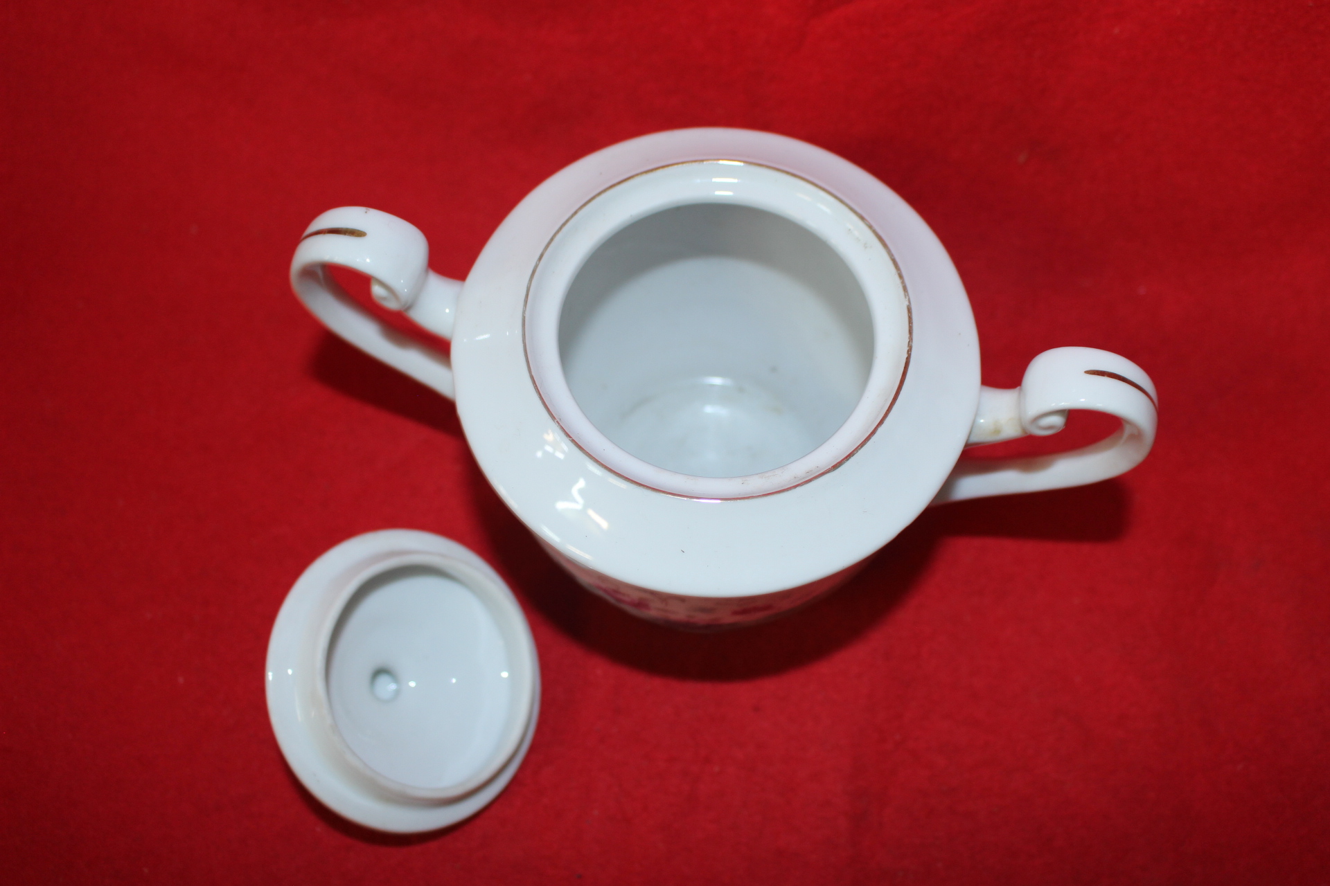 백자화문 이귀 차호