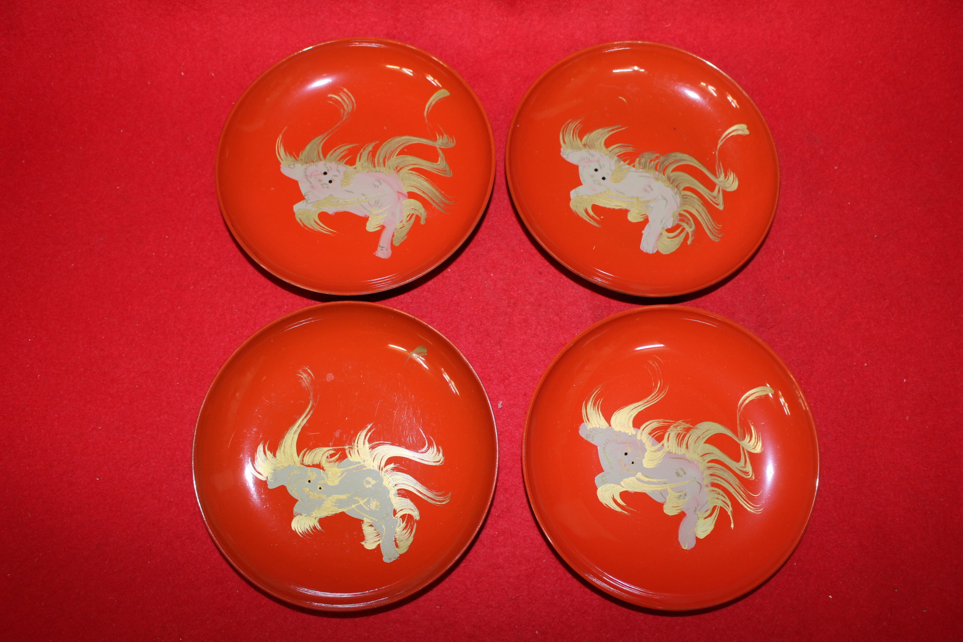 금채화문된 완 4점