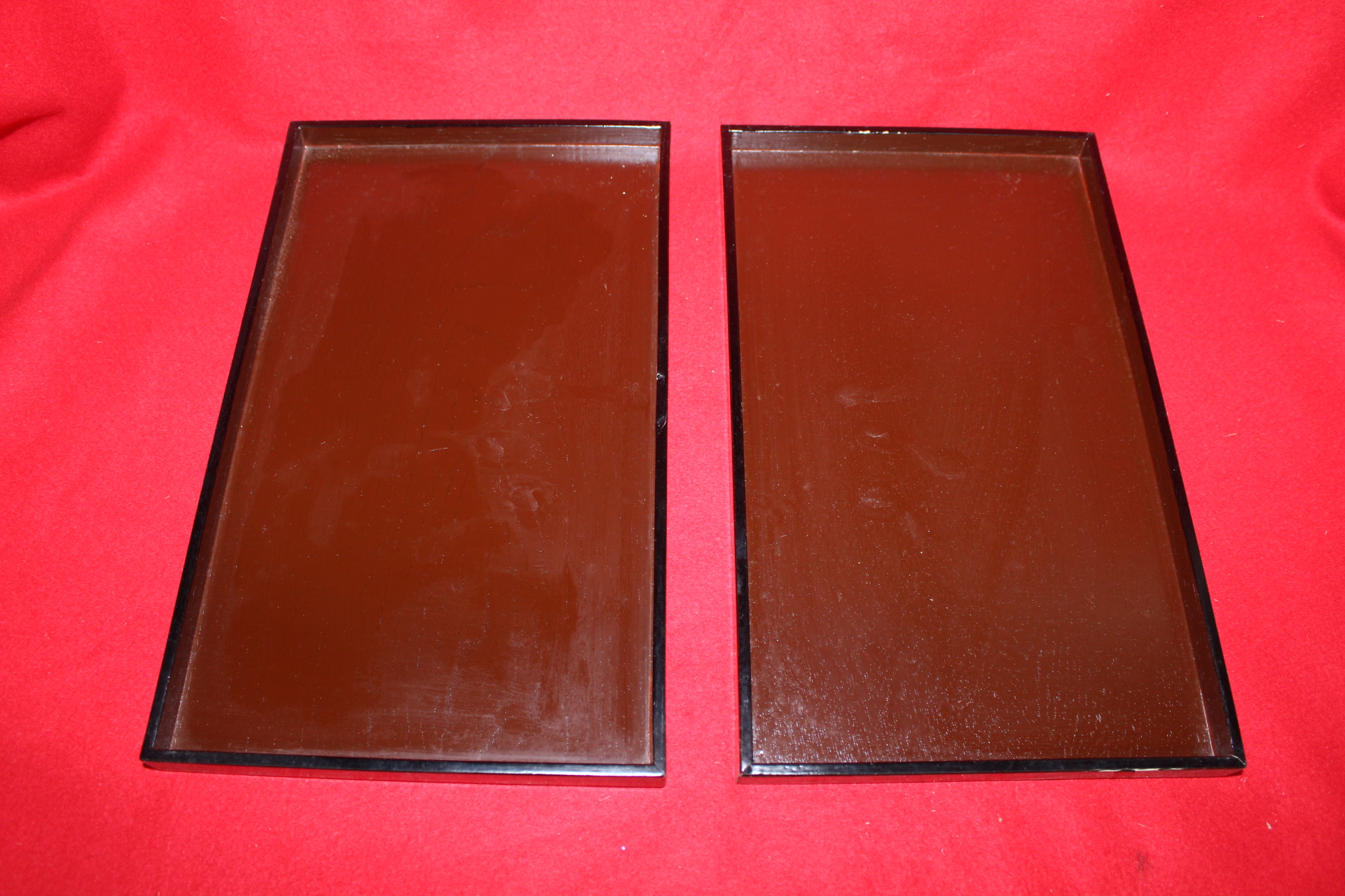 나무로된 사각차반 2점