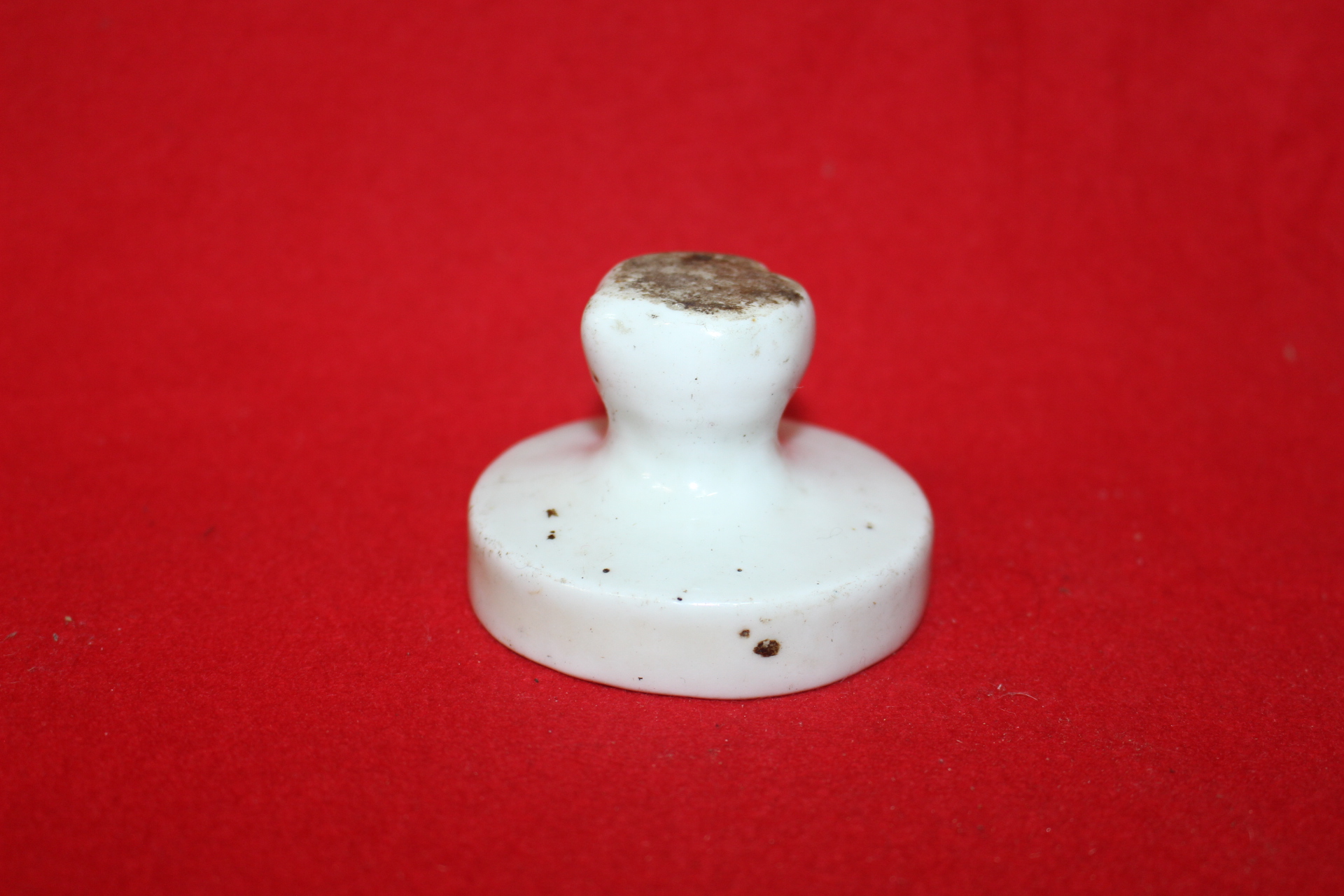 16-조선시대 손잡이가 특이한 백자 화문 떡살