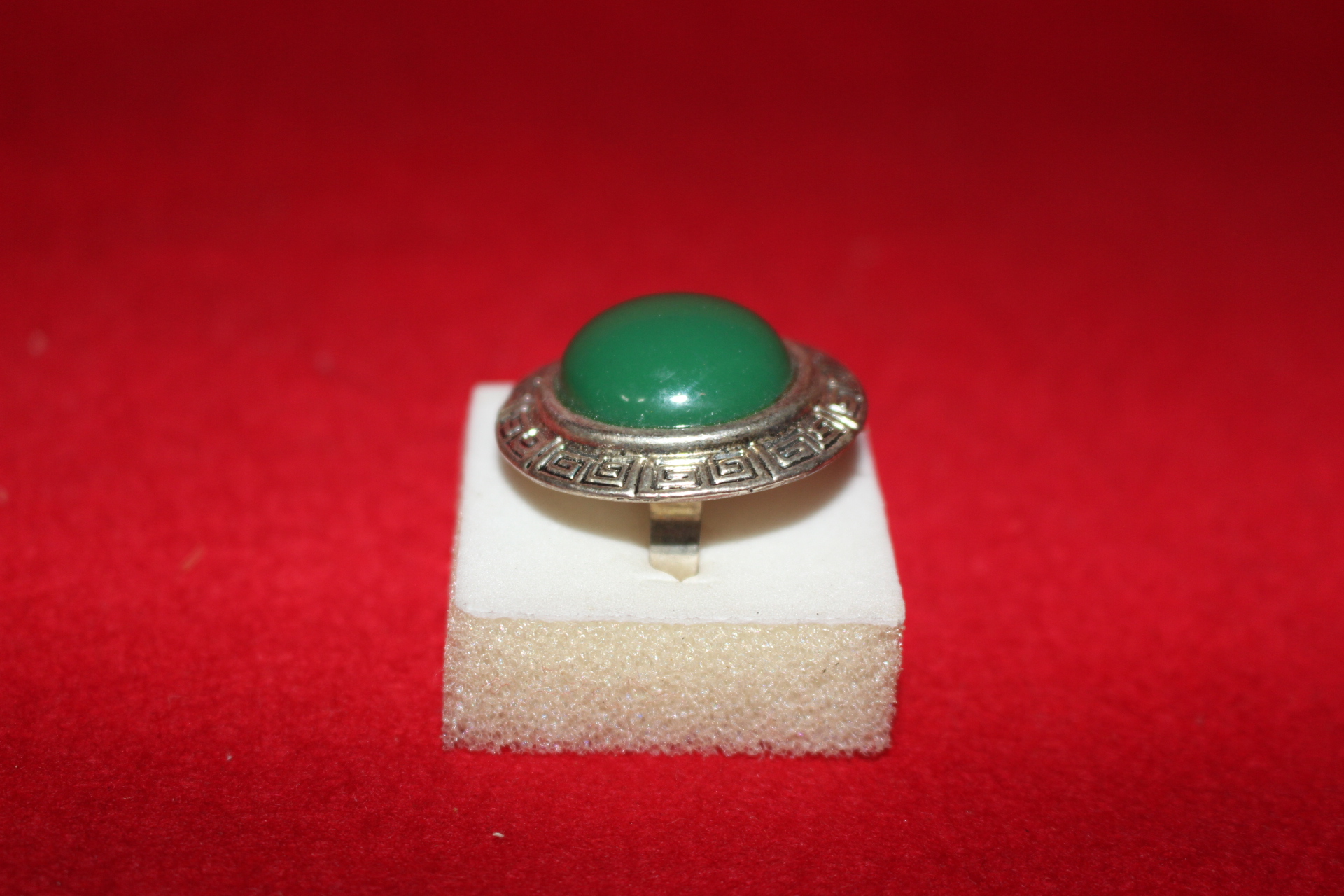 29-티벳 백동으로된 보석이 장식된 반지