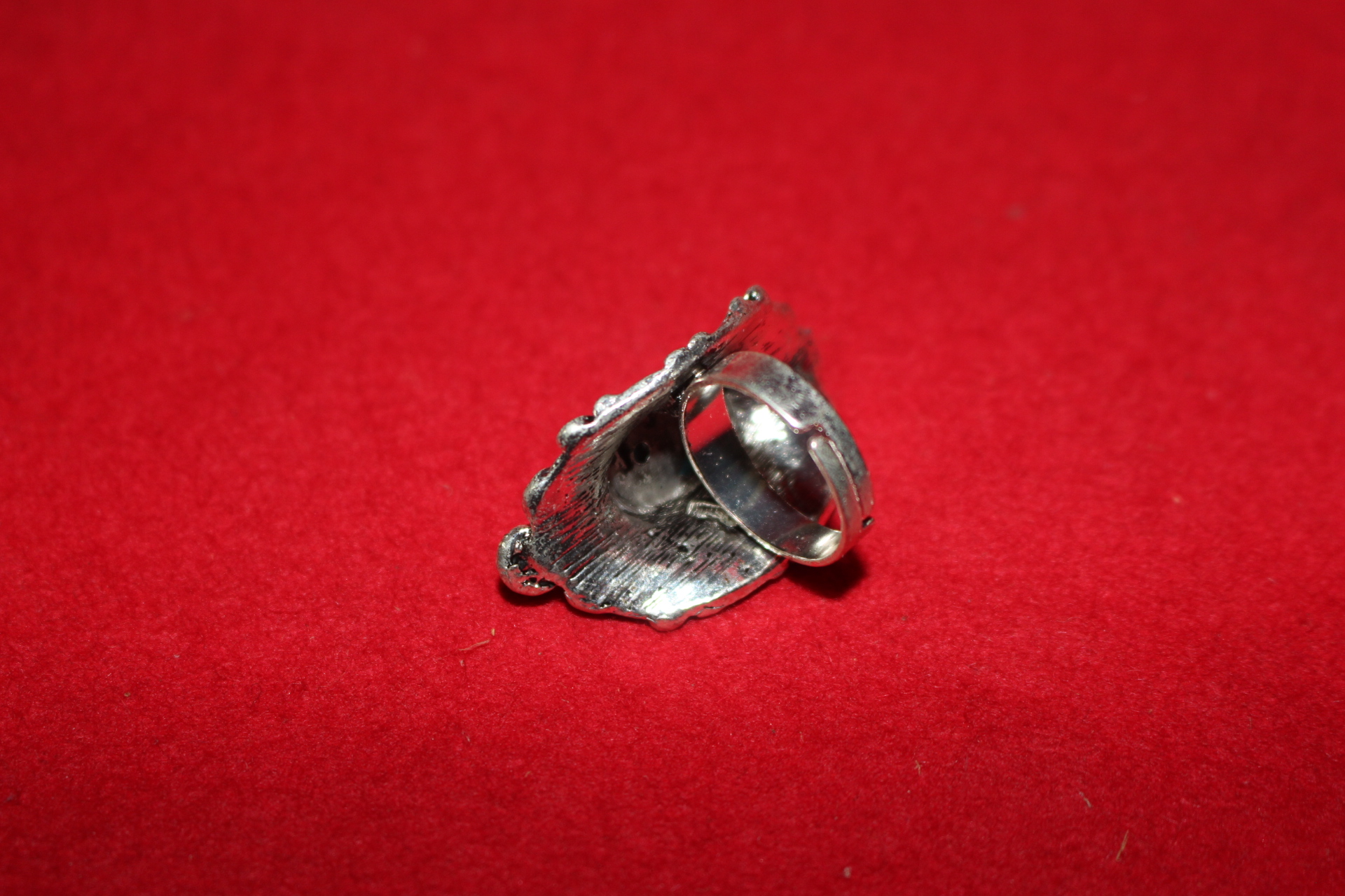 38-티벳 백동으로된 보석이 장식된 반지