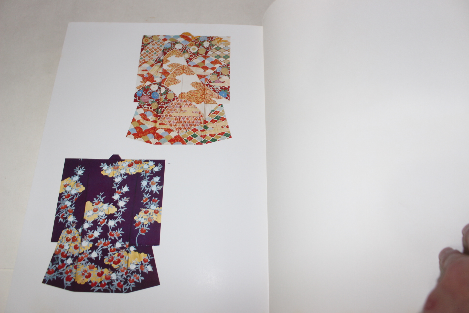 1982년(소화57년) 경도염색미술협회전도록