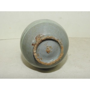 청자흑백상감 어문 주병