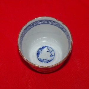 고이마리 청화백자진사금채화문화형잔