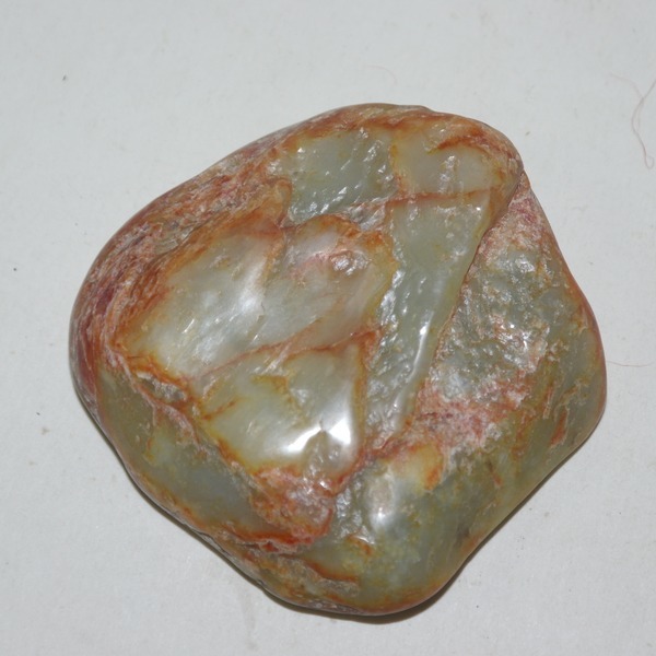 백황옥돌 원석에 노송호랑이조각옥노리개