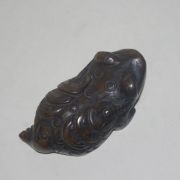 옥돌로된 두꺼비 조각상