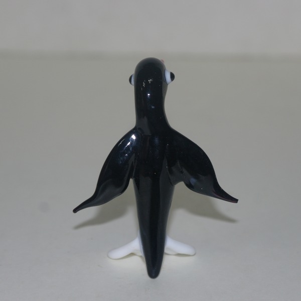 손으로 만든 유리작품 펭귄