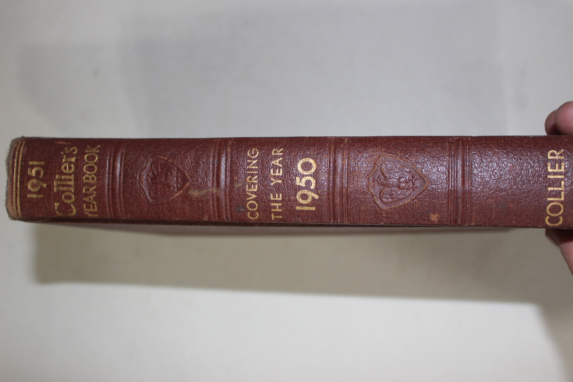 1951년 미국간행 COLLIERS YEAR BOOK