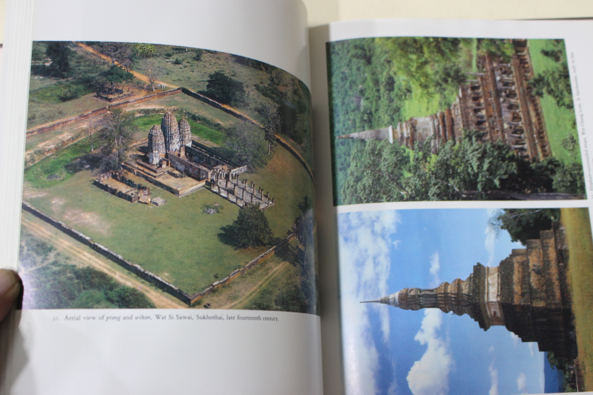 1991년 옥스포드대학 수코타이(SUKHOTHAI)왕조 도록