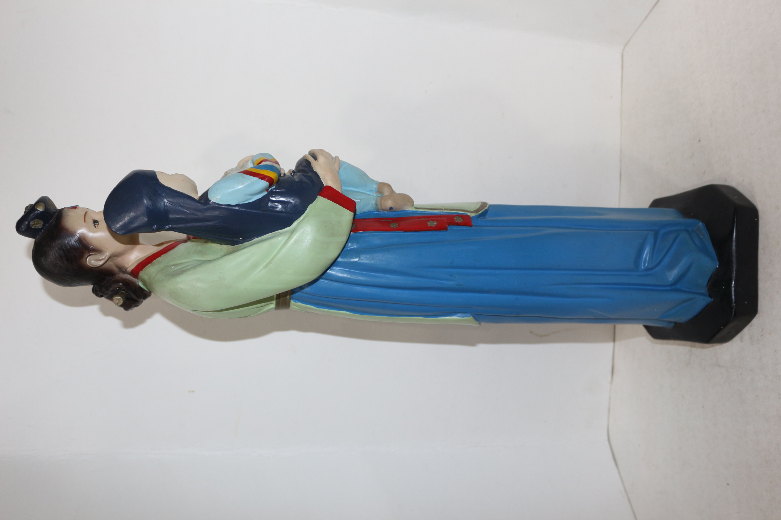 근대사 대형크기의 모자조각상